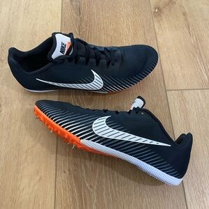 Nike Track Shoes Zoom Rival M 9 Spikes 
Black Hyper Crimson Running Men’s 11.5